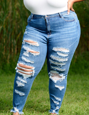 Distressed MOM Jeans